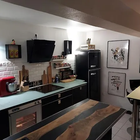 Loft Ravissant Avec Jacuzzi Et Parc Apartment Orange  Exterior photo