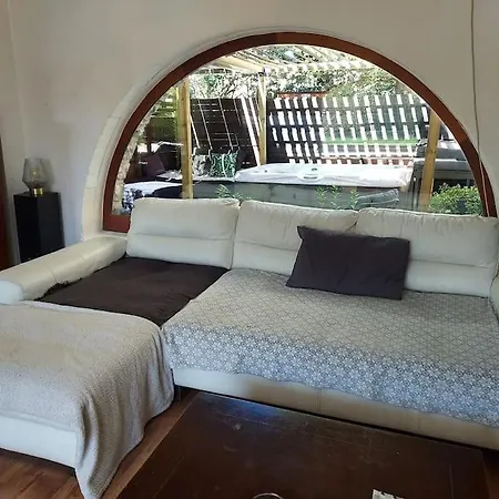 Loft Ravissant Avec Jacuzzi Et Parc Apartment Orange  Exterior photo
