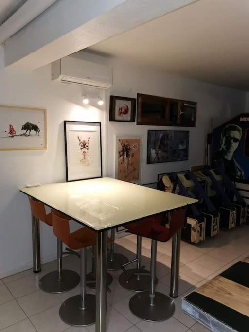 Loft Ravissant Avec Jacuzzi Et Parc