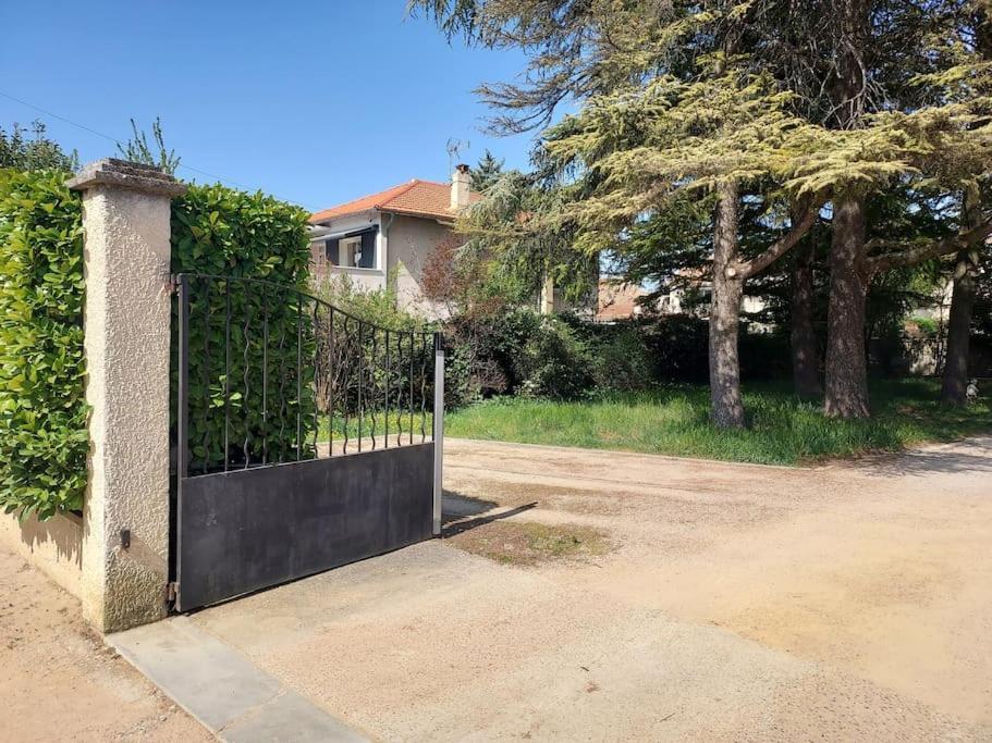 Apartment Loft Ravissant Avec Jacuzzi Et Parc Orange (Vaucluse)